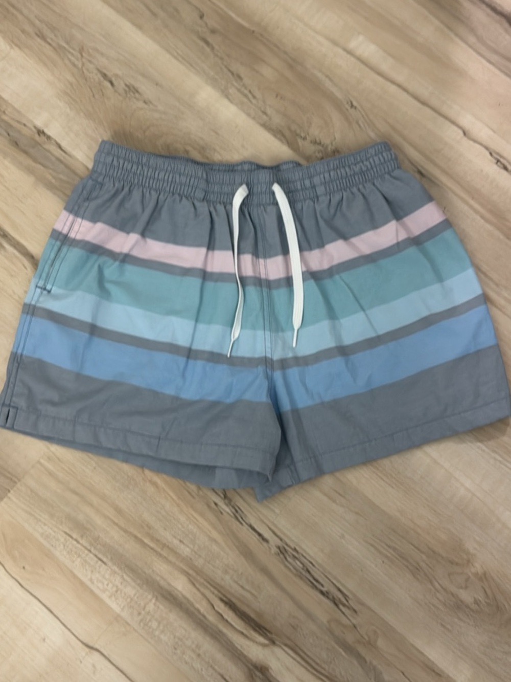 Chubbies 4” swim shorts size large